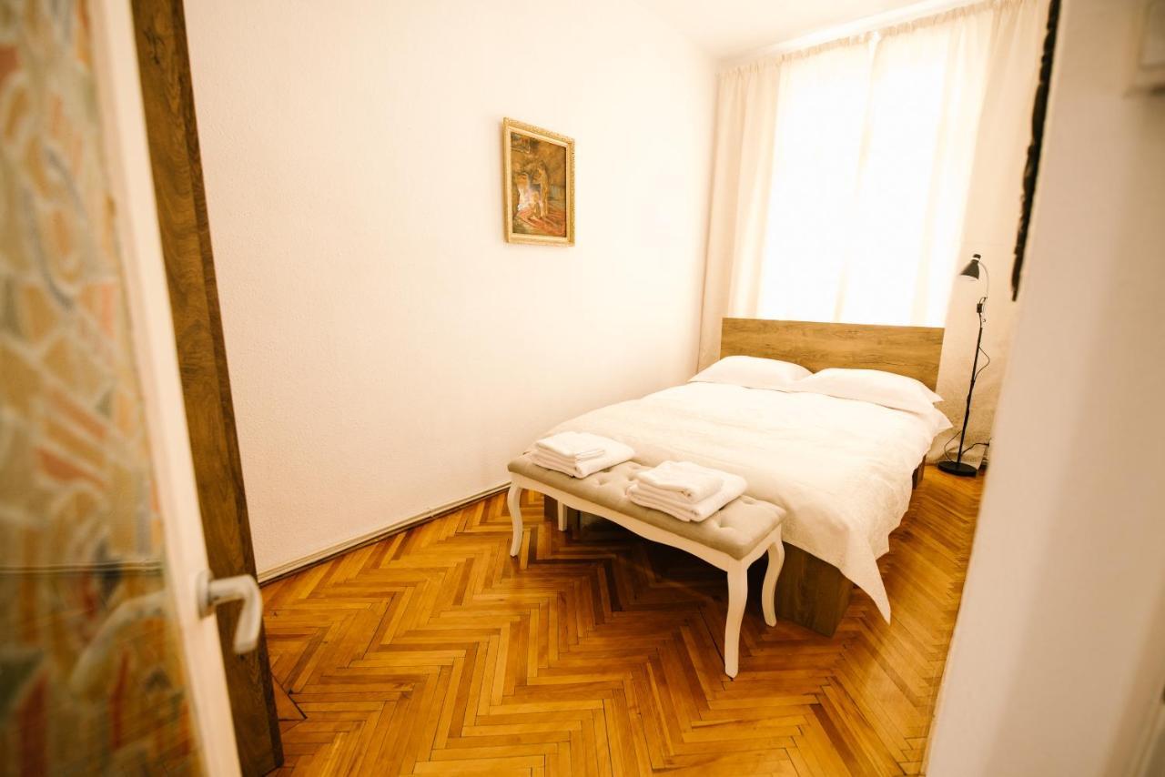 Apartament Stefan Lejlighed Cluj-Napoca Eksteriør billede